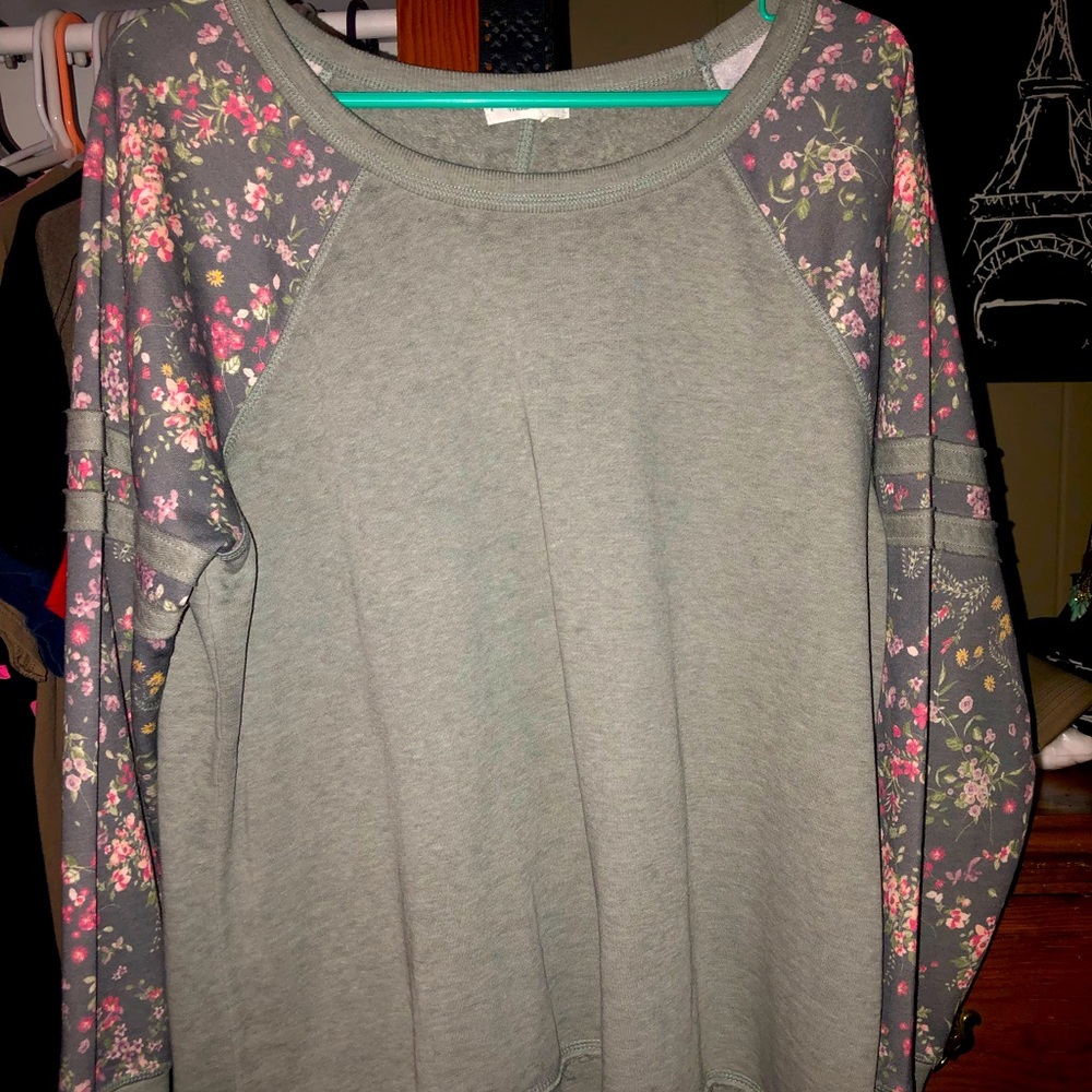 Pullover shirt